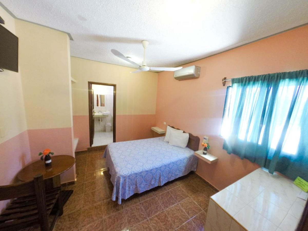 Casa Palma Hotel Плая дел Кармен Екстериор снимка